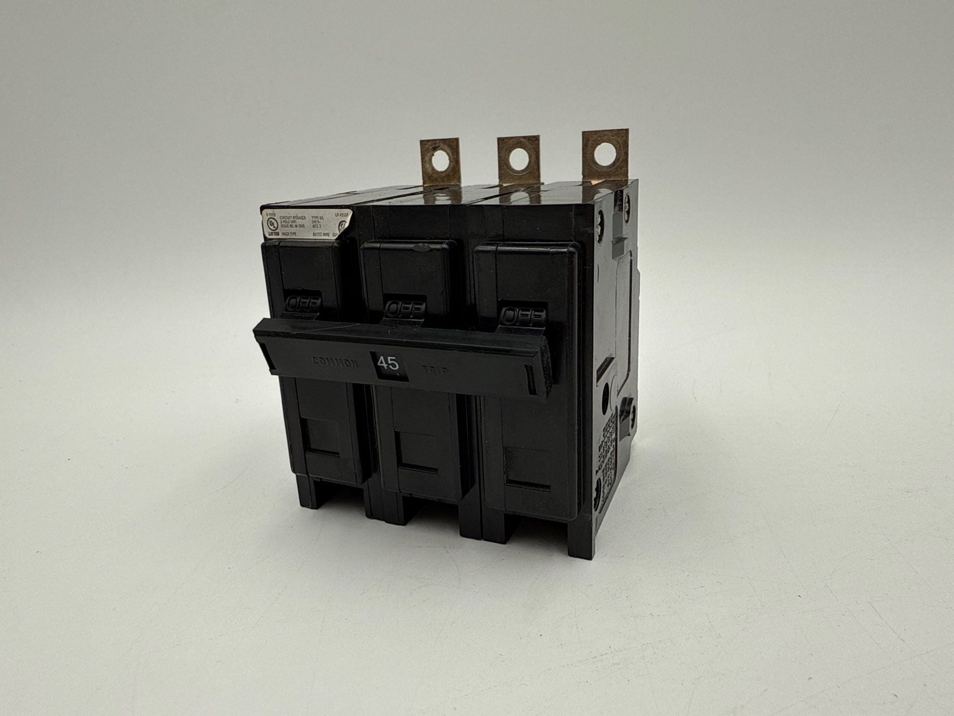 Eaton BAB3045H Circuit Breaker 45A 3P 240V BAB 45 Amp 3 Pole Bolt On 3PH BA345 Used