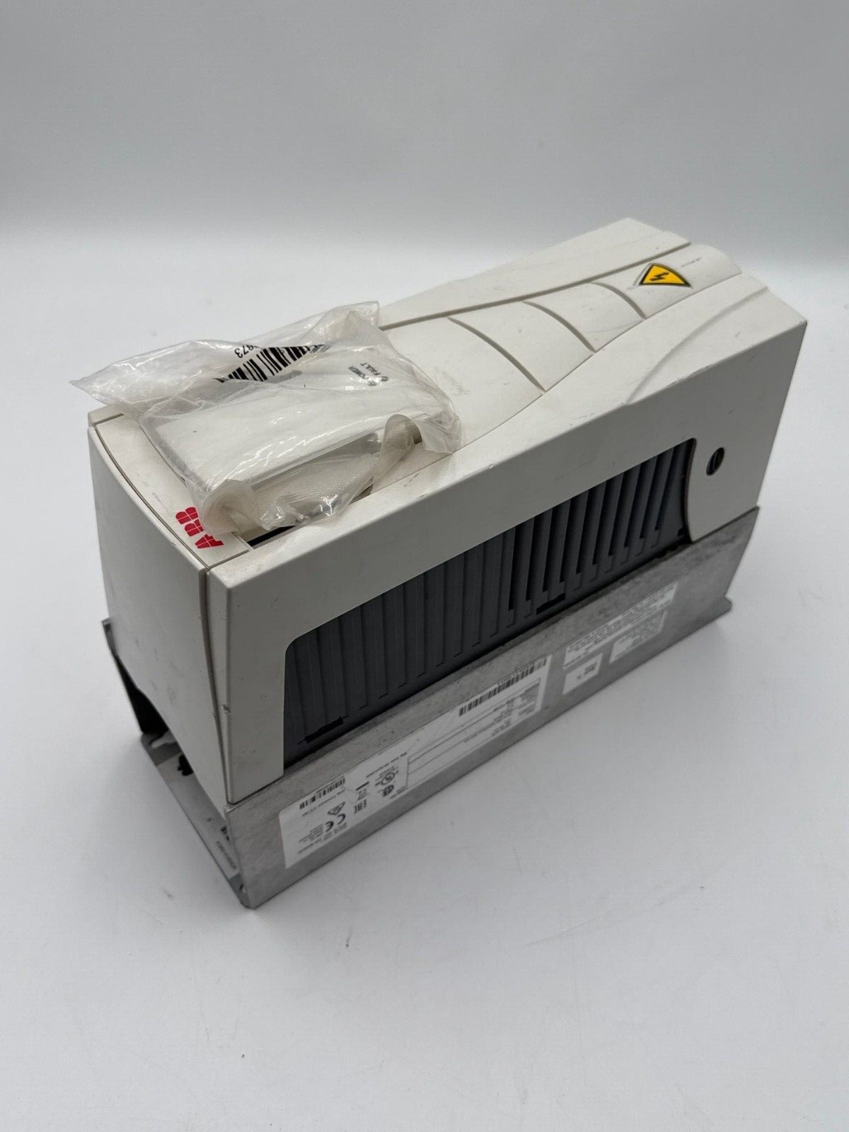 ABB ACS550-U1-03A3-4 New