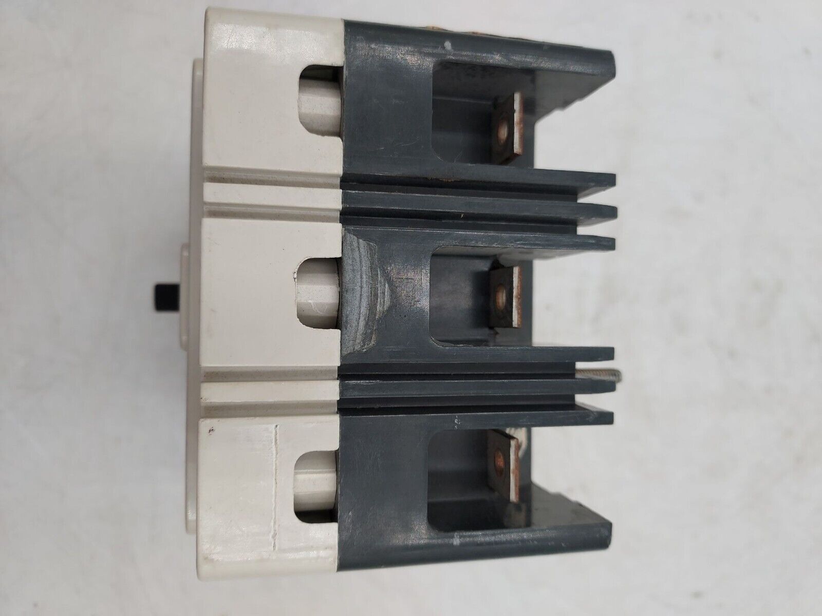 Eaton HFD3040BP10 Used