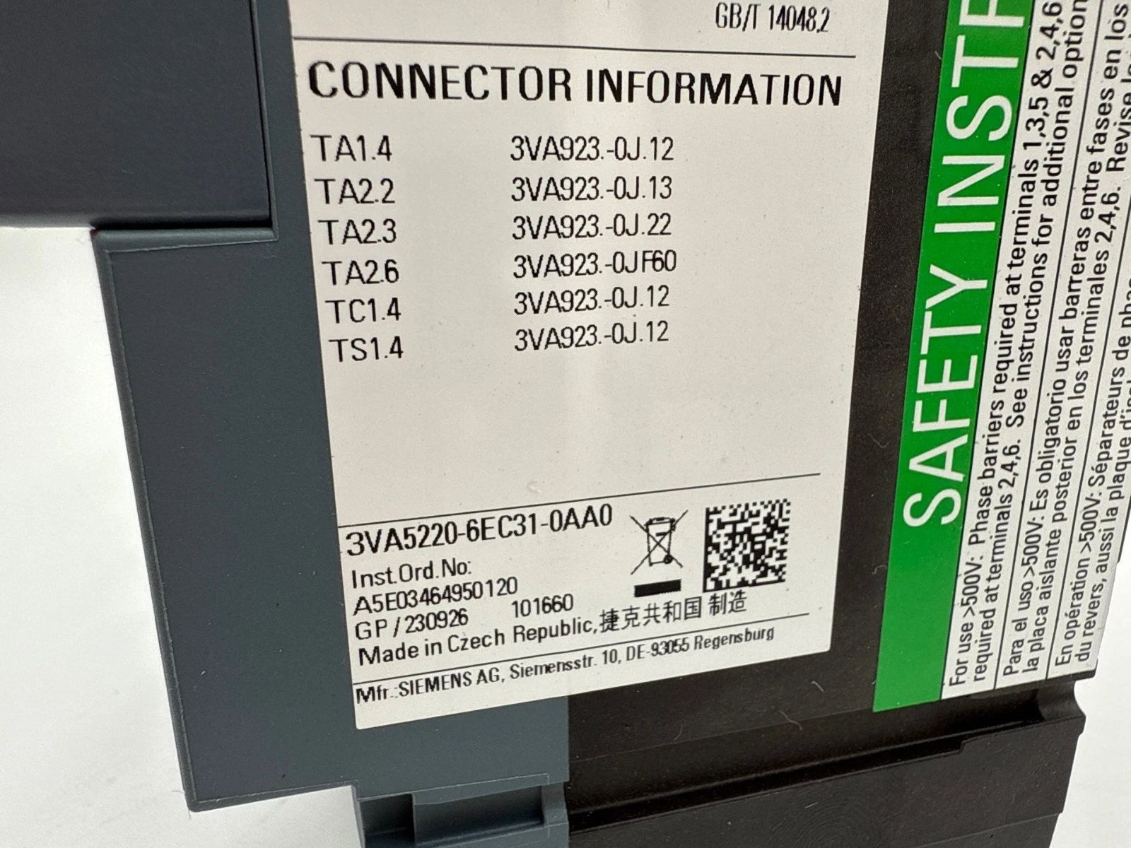 Siemens 3VA5220-6EC31-0AA0 Circuit Breaker 200A 3P 600V Shunt Trip 3VA9978-0BL32 New
