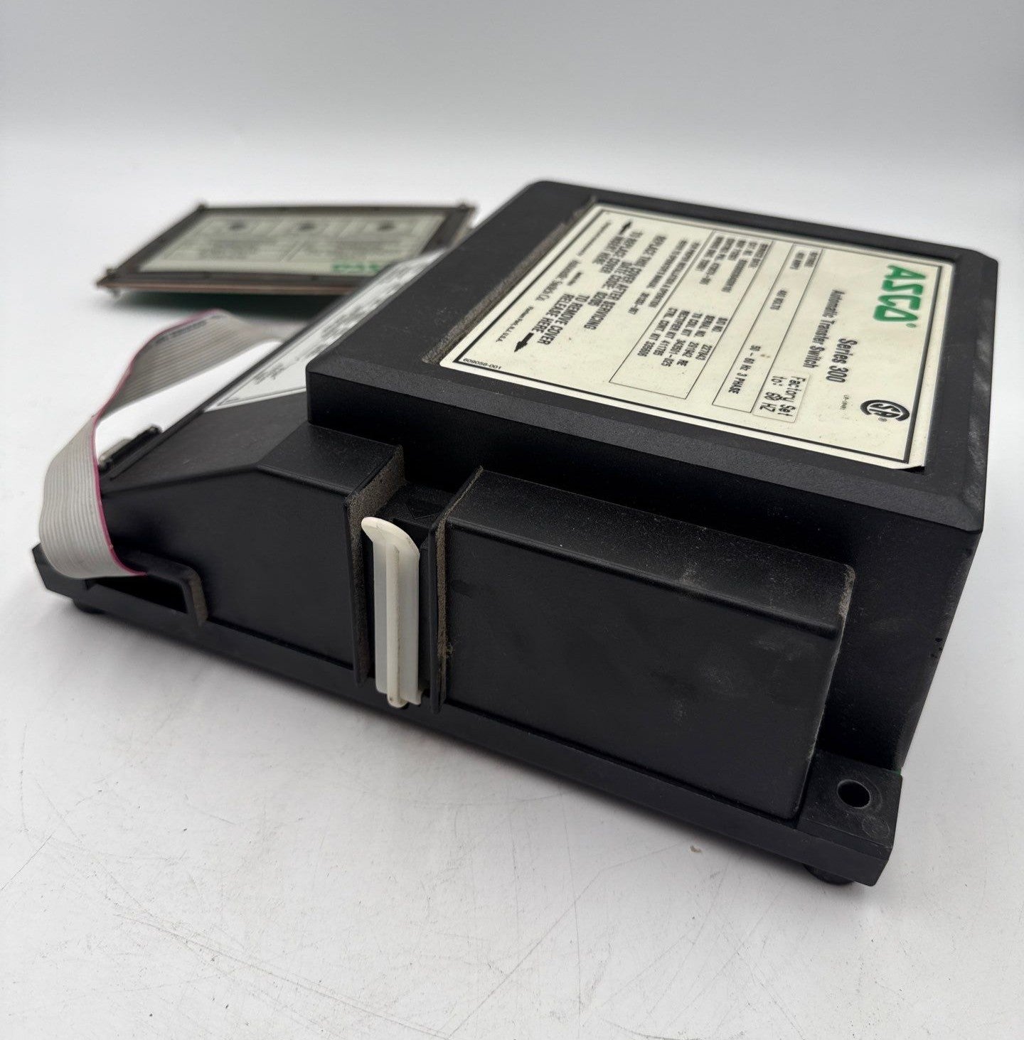 ASCO Series 300 Automatic Transfer Switch 400A 480V 60Hz E00300030400N100 Used