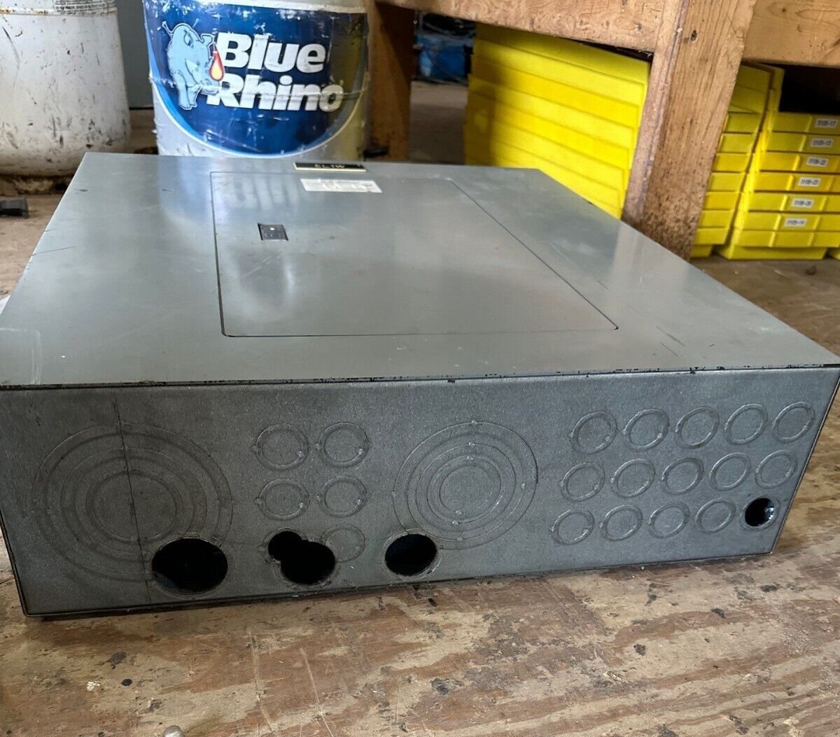 Square D NQOD12M100CU Panelboard 100A 120/240V 1PH 3W Indoor Encl 12 Circuit MCB P481 Used