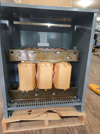 75KVA Square D EE75T3H Transformer Pri 480V Sec 208/120V 3PH Indoor Encl New New