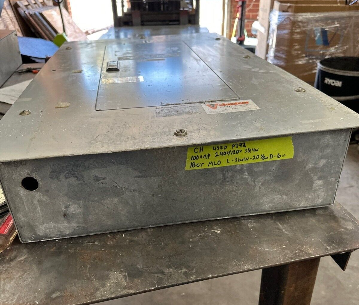 Cutler Hammer Pow-R-Line Panelboard 100A 240/120V 3PH 4W Indoor Main Lug MLO Used