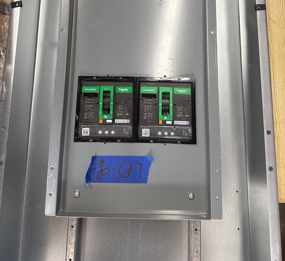 Square D NF Panelboard 400A 480Y/277V 3PH 4W 42 Cir Indoor Encl MLO HDL36150U33X P639 New