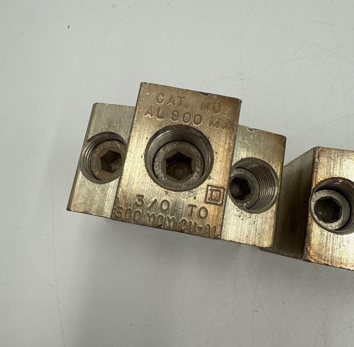 3PC Square D AL900MA Mechanical Lug Terminal 3/0 to 500MCM CU-AL Used