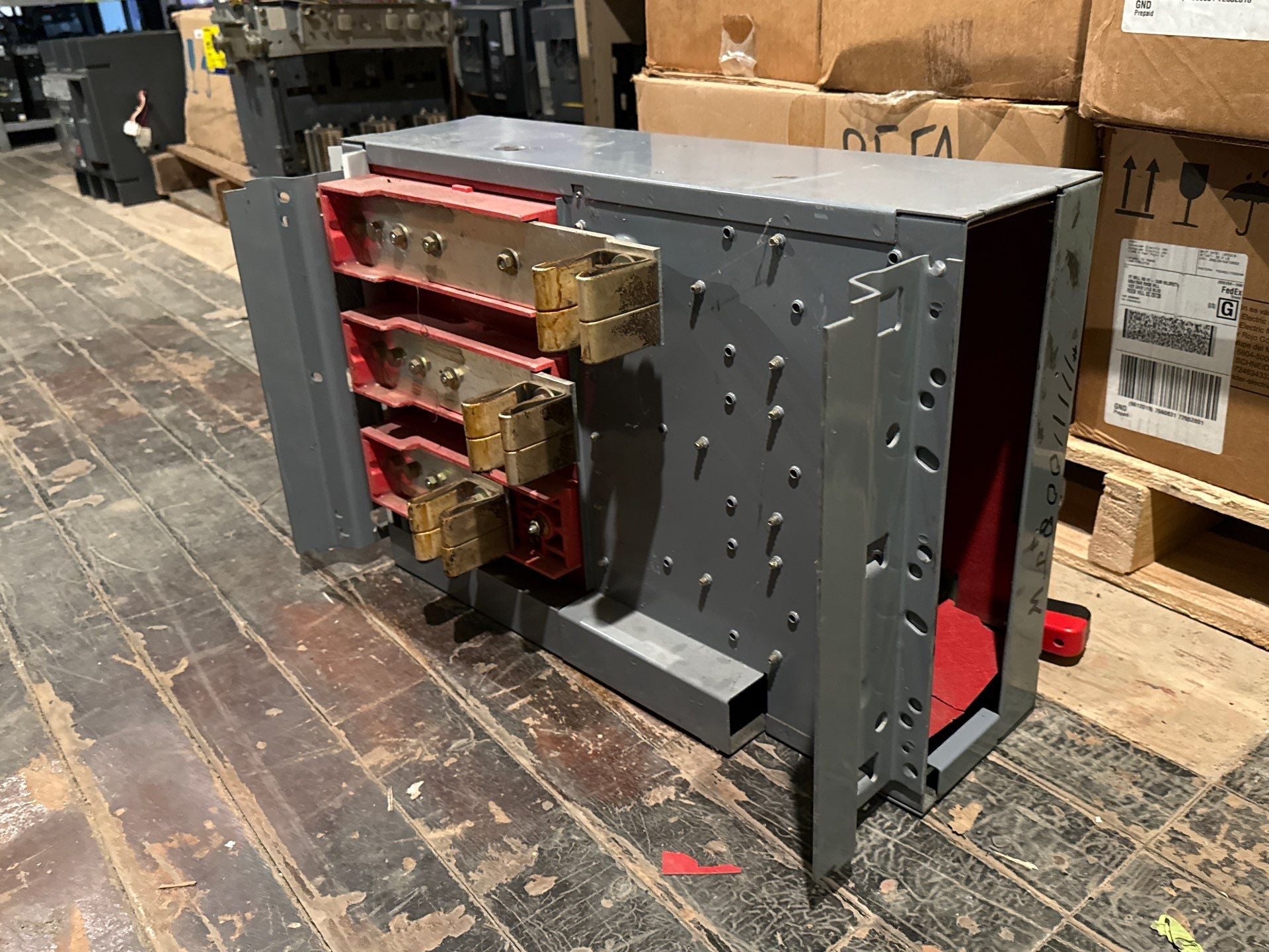 Square D QMB325W QMB Branch Panel Switch 400A 3P 240V 400 Amp 3 Pole Used