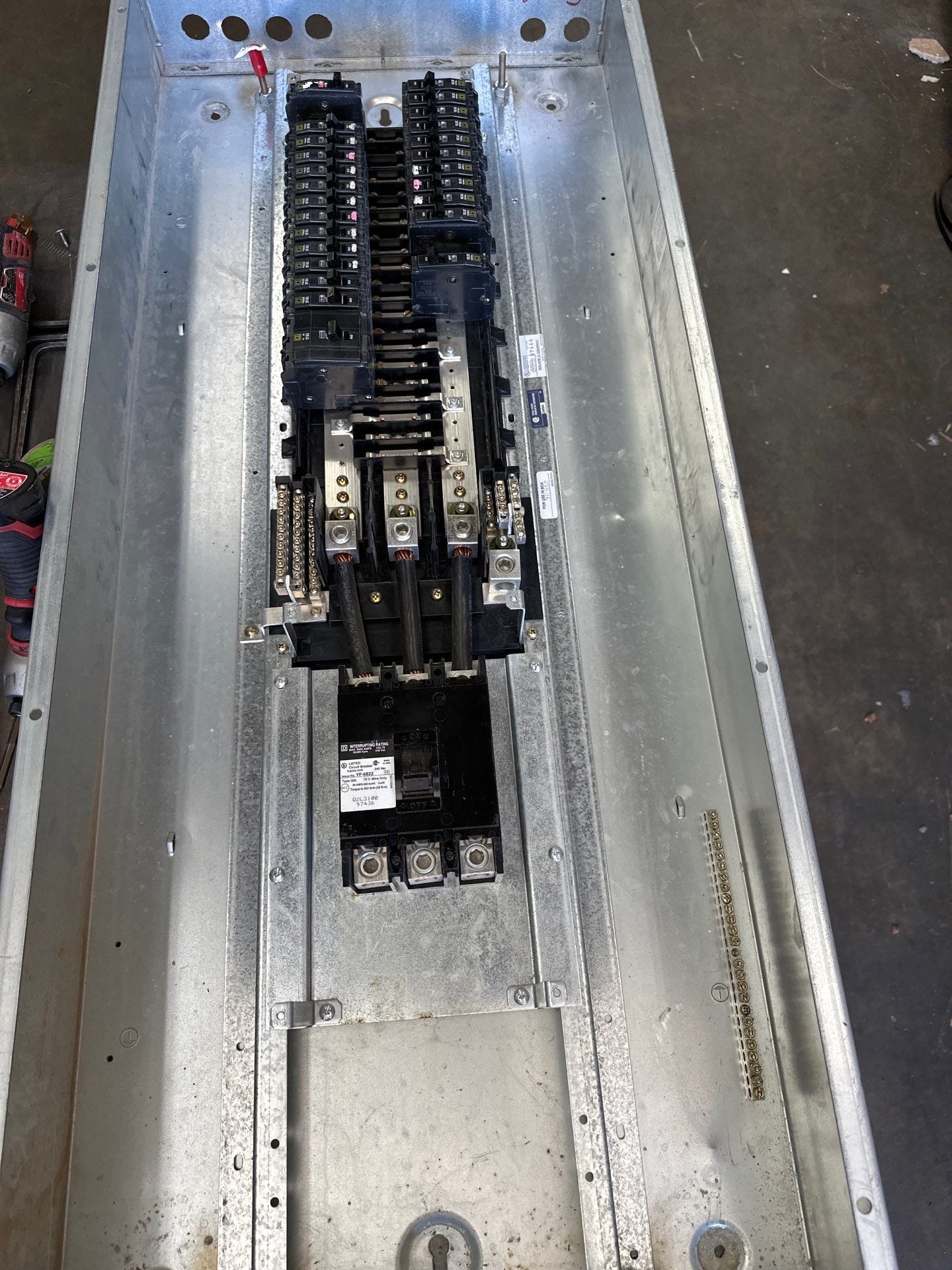 Square D NQOD442M225 NQOD Panelboard 225A 208Y/120V 3PH 42Cir P326 Used