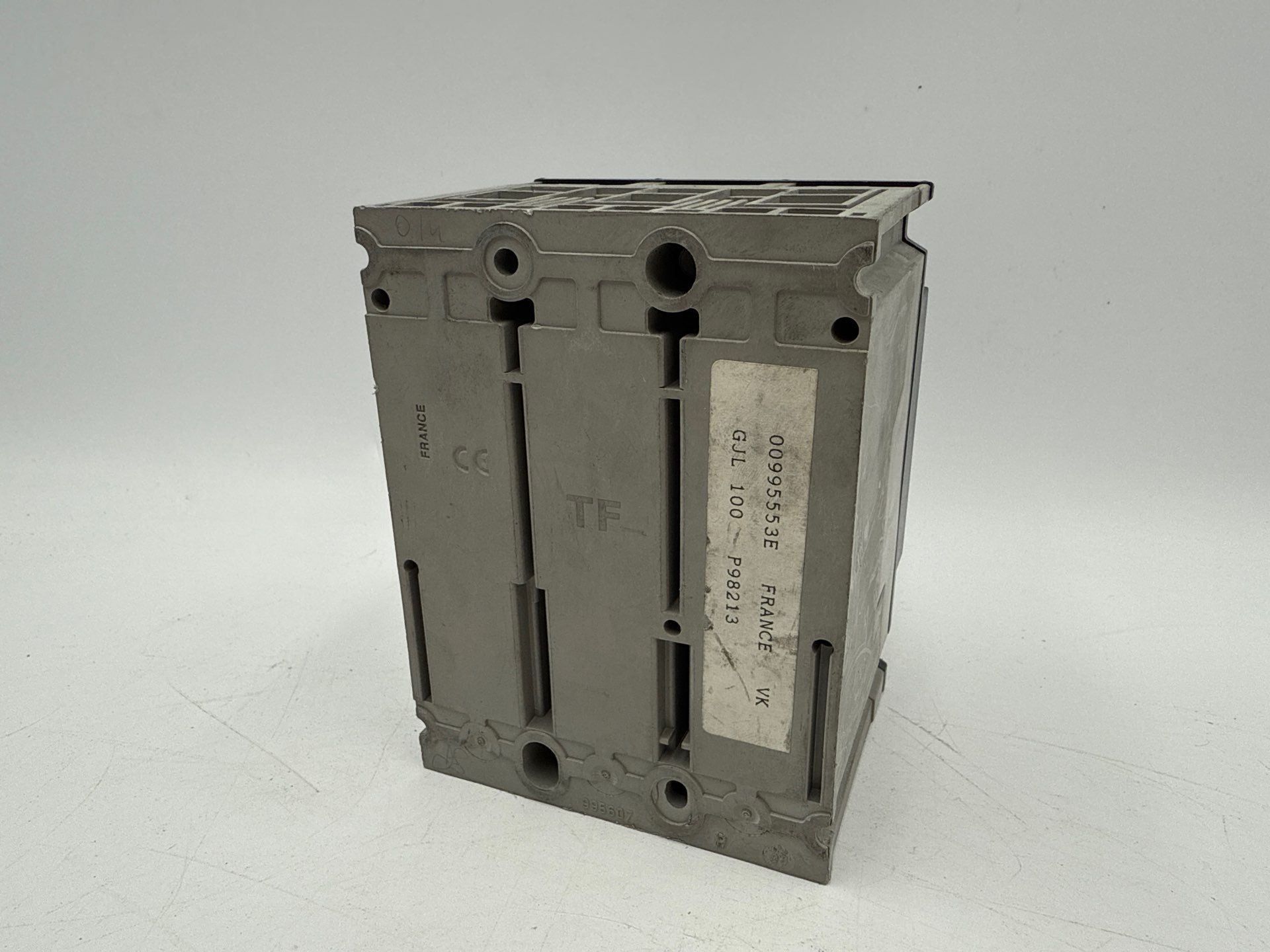 Square D GJL36015 Circuit Breaker 15A 3P 600V GJL 15 Amp 3 Pole PowerPact Used