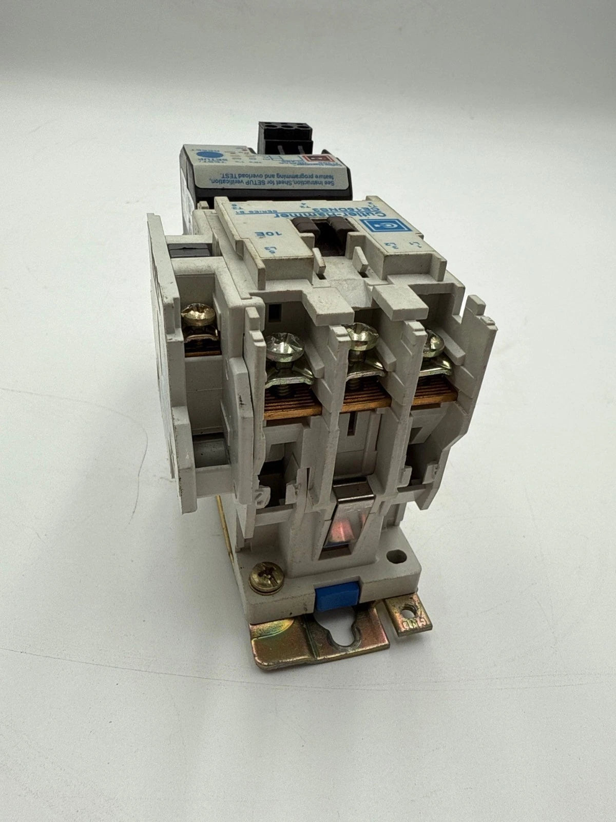 Cutler Hammer CE15DNS3 Starter 18A 3P Coil 110/120V Overload Relay C395ADDN Used