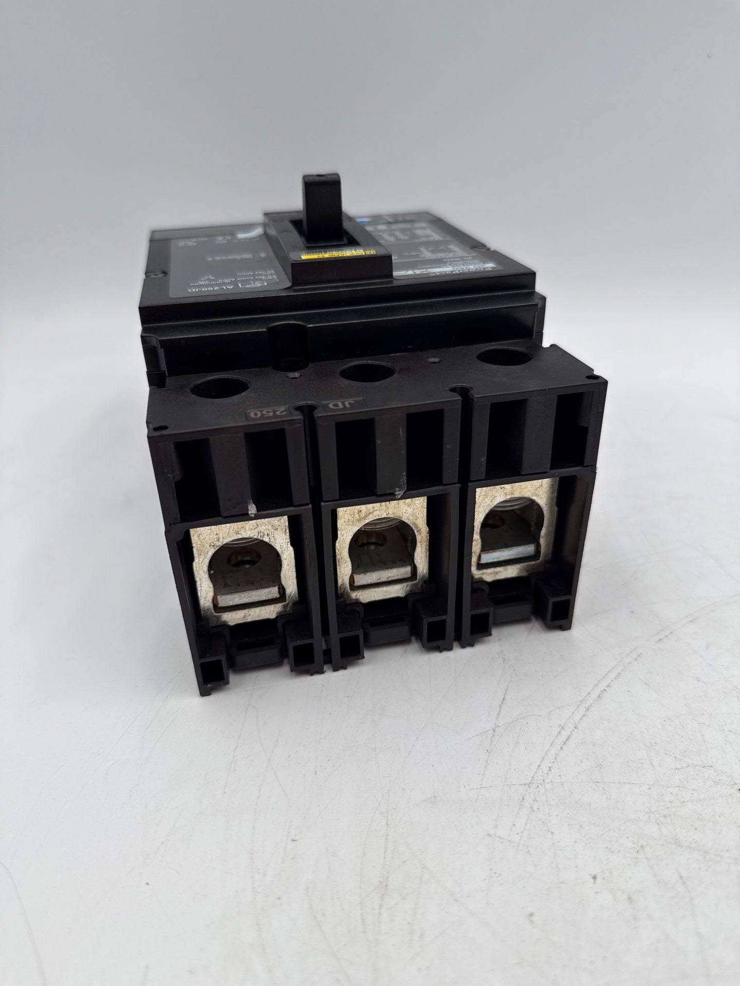 Square D JDL36225 New