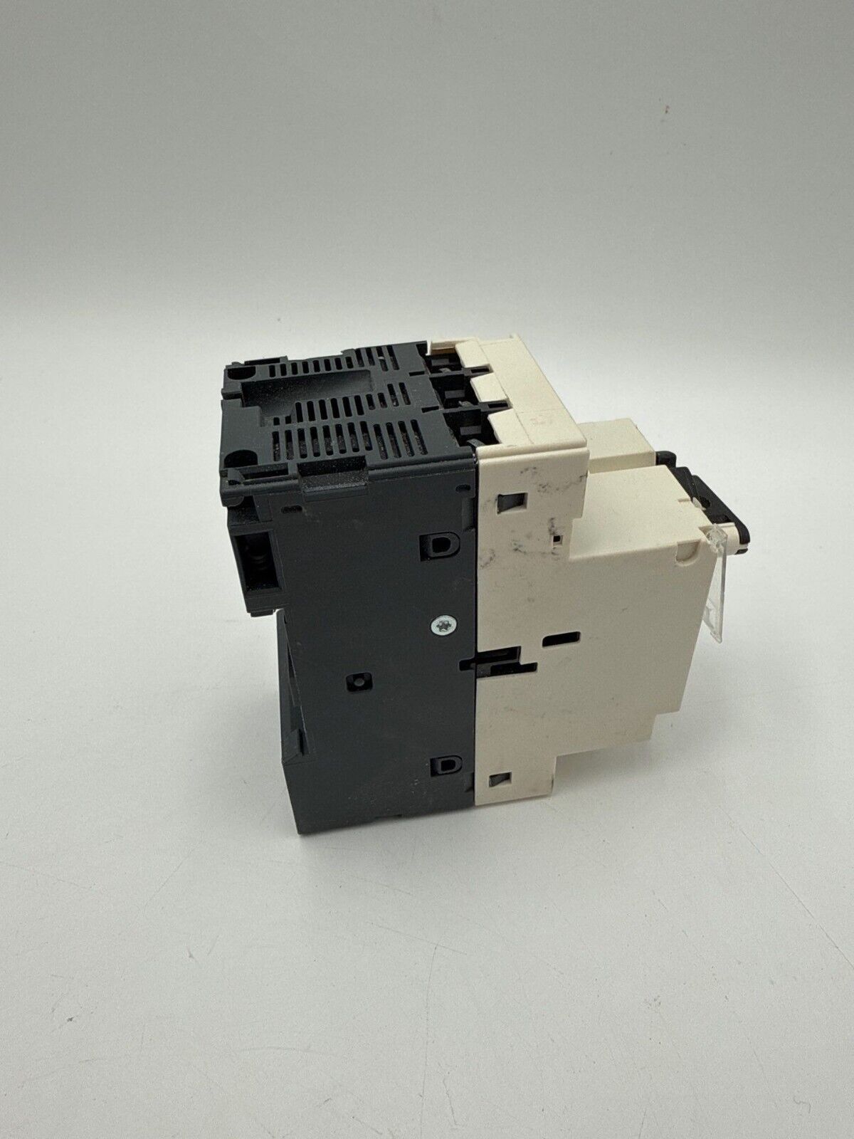 Schneider GV2-P16/9-14A Used