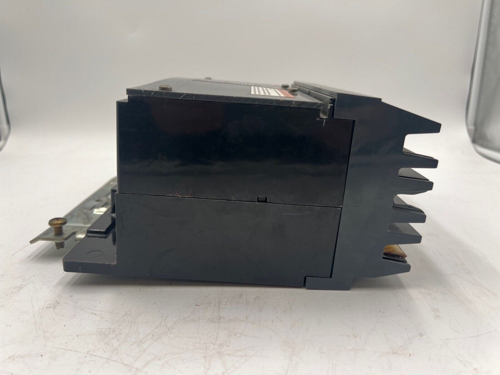 Square D SL1200P5 New