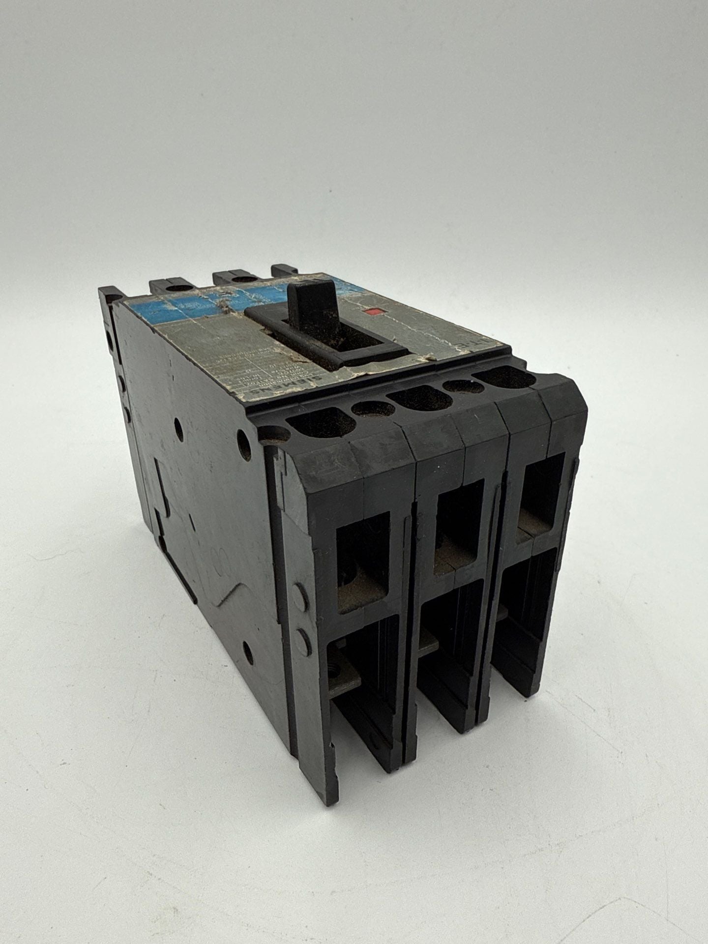 Siemens ITE ED43B015 Circuit Breaker 15A 3P 480V ED4 15 Amp 3 Pole Used