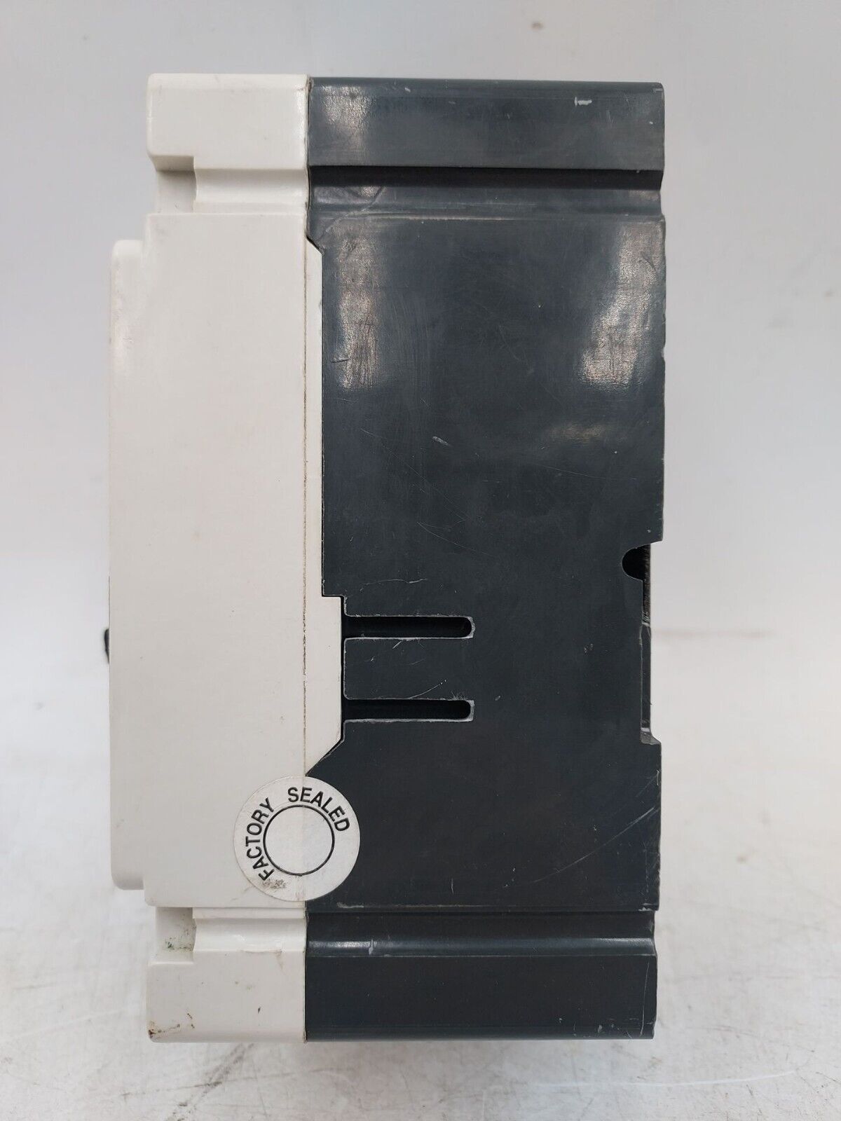 Eaton EDB3225BP10