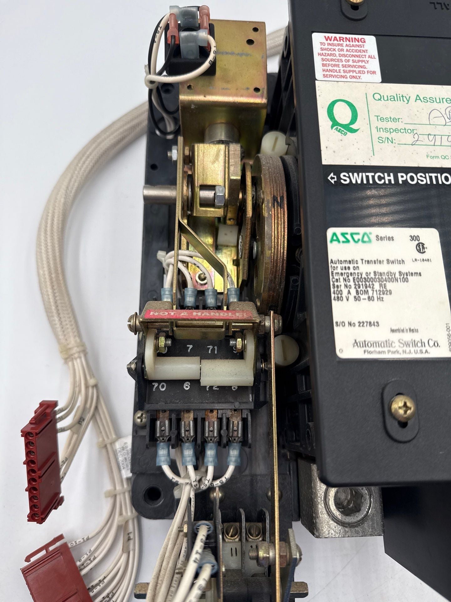 ASCO Series 300 Automatic Transfer Switch 400A 480V 50-60Hz E00300030400N100 Used