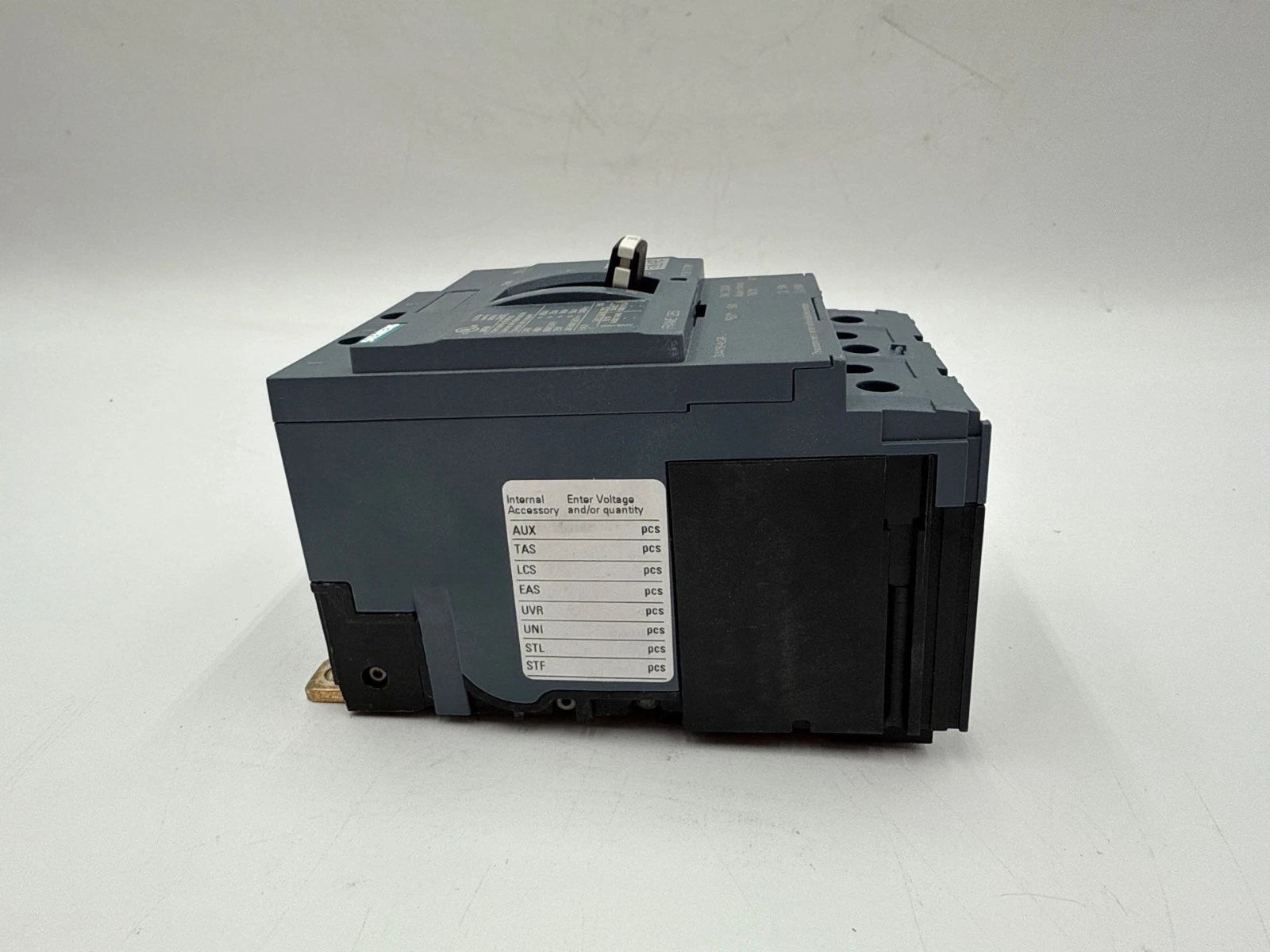 Siemens 3VA4150-4ED34-0AA0 Circuit Breaker 50A 3P 600V Bolt On 50 Amp 3Pole 125S New