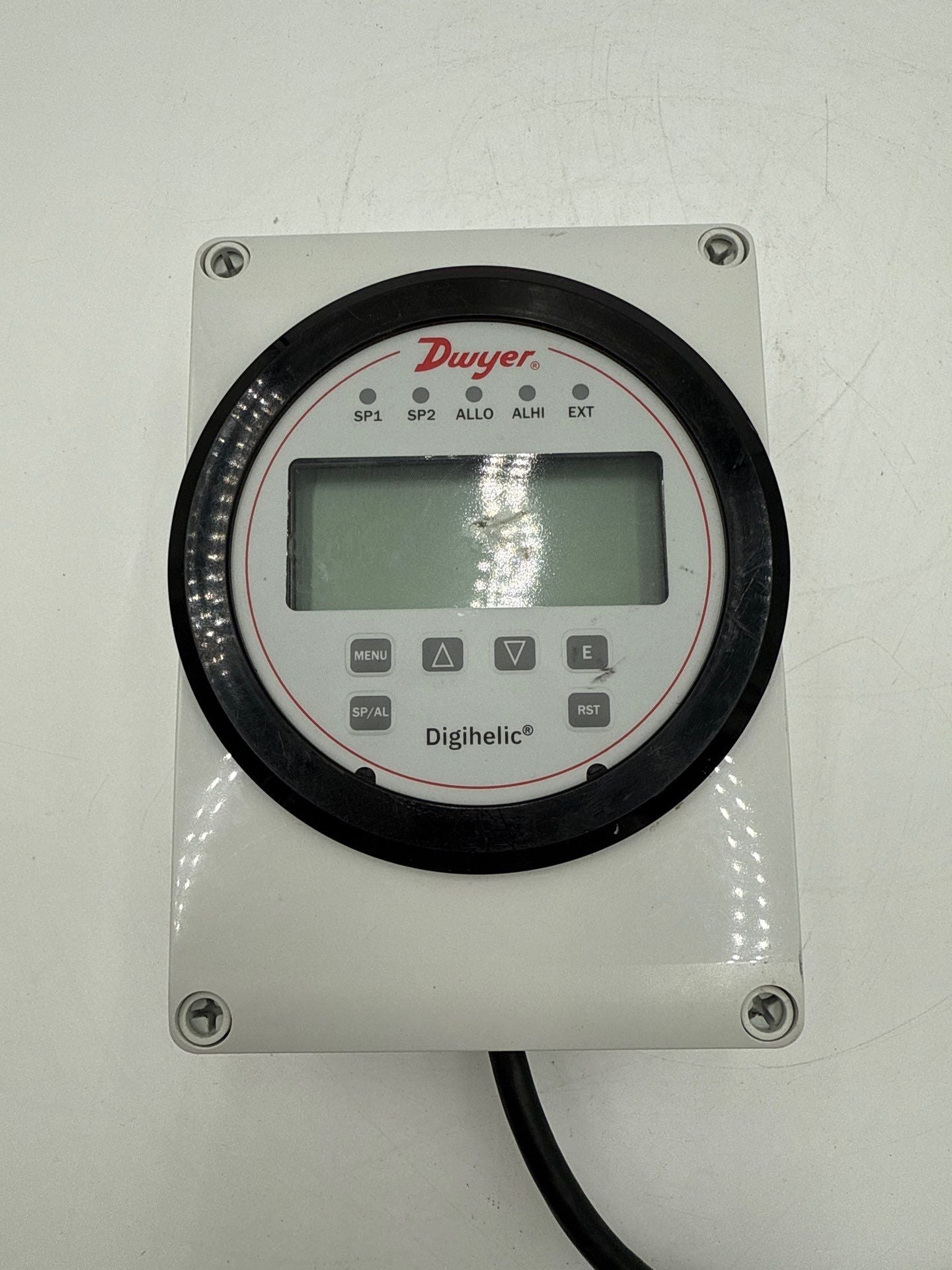 Dwyer DHC-009 Digihelic Differential Pressure Controller A-320-A1 New