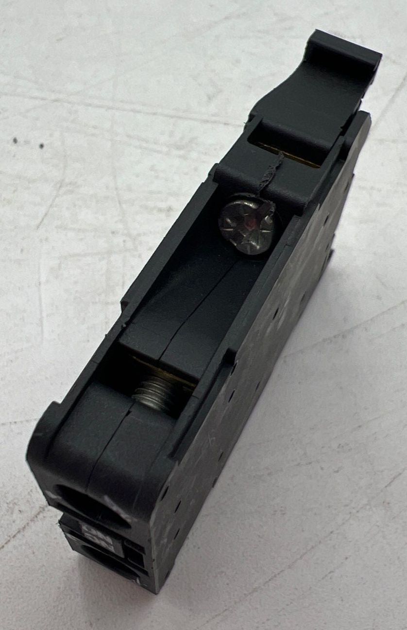 Allen‑Bradley 800F‑X11D 22 mm Contact Block 1 NO/1 NC Screw Dual‑Circuit 10pc New