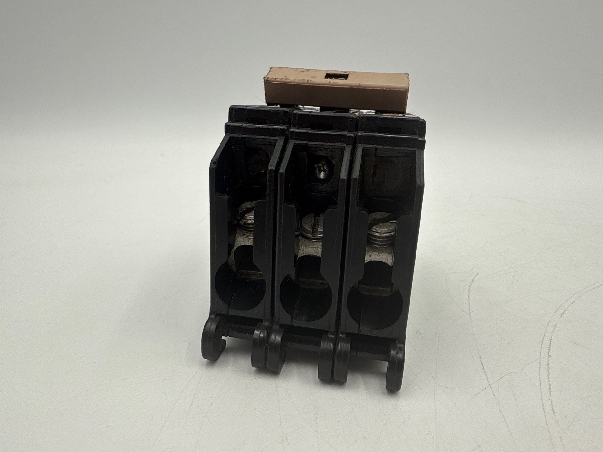 Cutler Hammer CH390 Circuit Breaker 90A 3P 240V CH 90 Amp 3 Pole Plug On Used