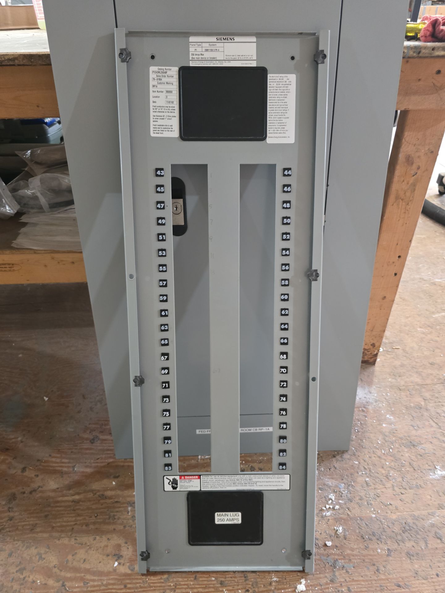 Siemens P1 P1C42ML250ABF Panelboard 250A 208/120V 3PH 4W MLO 42Cir 250 Amp Panel Used