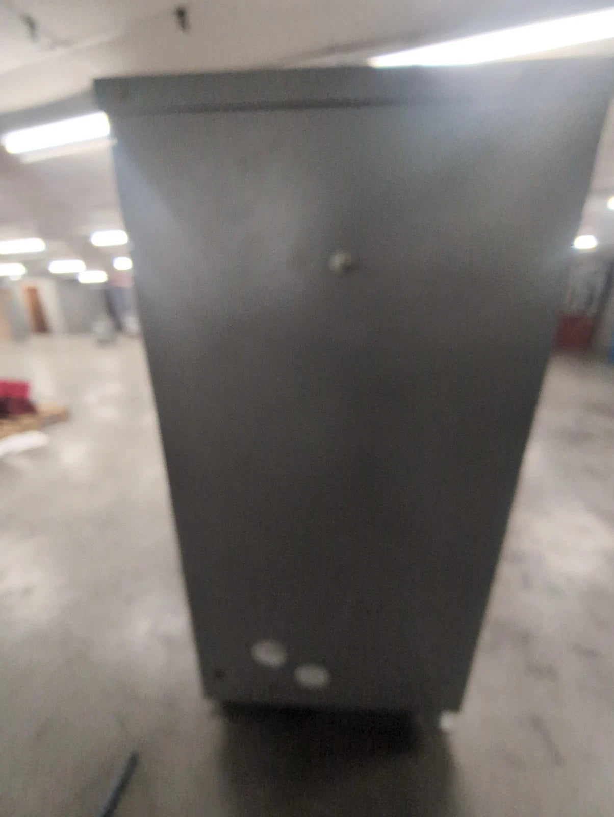 300kVA Siemens 3F3Y300C Transformer Pri 480V Sec 208/120V 3PH Indoor Encl Used