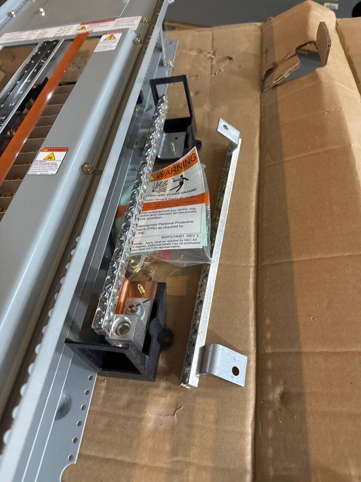 Eaton PRL1A3225X42CS Panelboard Interior 225A 208/120V 3PH PRL1A 42 Circuit New