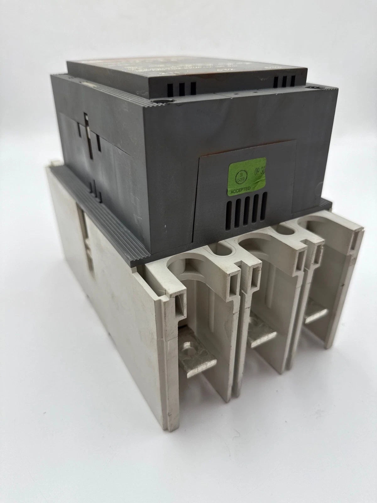 ABB AF300-30 Contactor Coil 100-250V 400A 3P 600V 3PH 300HP AF300-30-11-70 Used