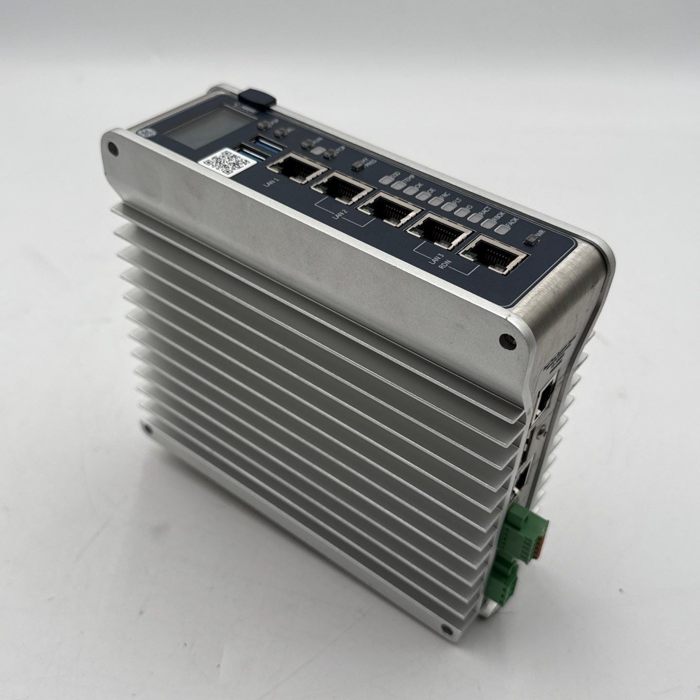 GE IC695CPE400-ABAB RX3i Rackless CPU Module with Field Agent 1.2GHz 64MB Used
