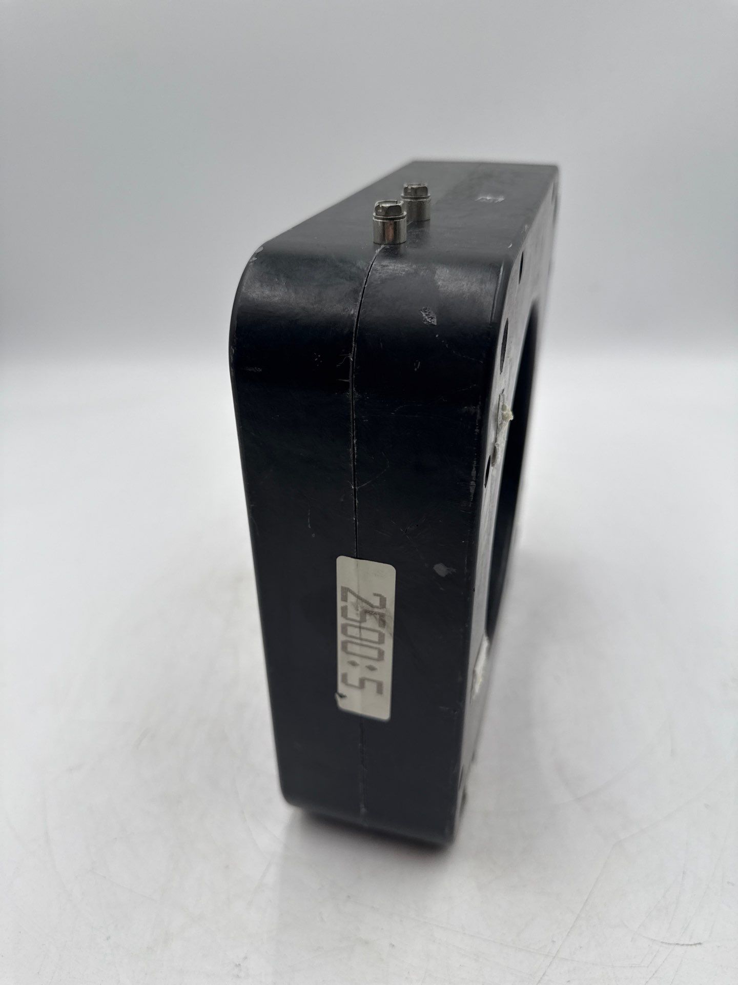 Square D 210R-252 Current Transformer Ratio 2500:5 25-400Hz 600V BIL 10kV Used