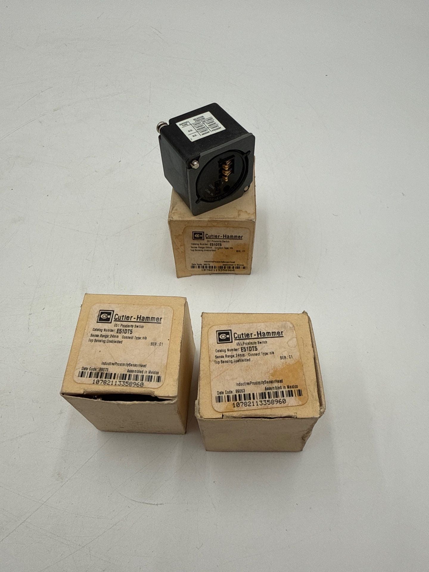 Cutler Hammer E51DT5 Inductive Proximity Sensor Head Series C1 Unshielded New
