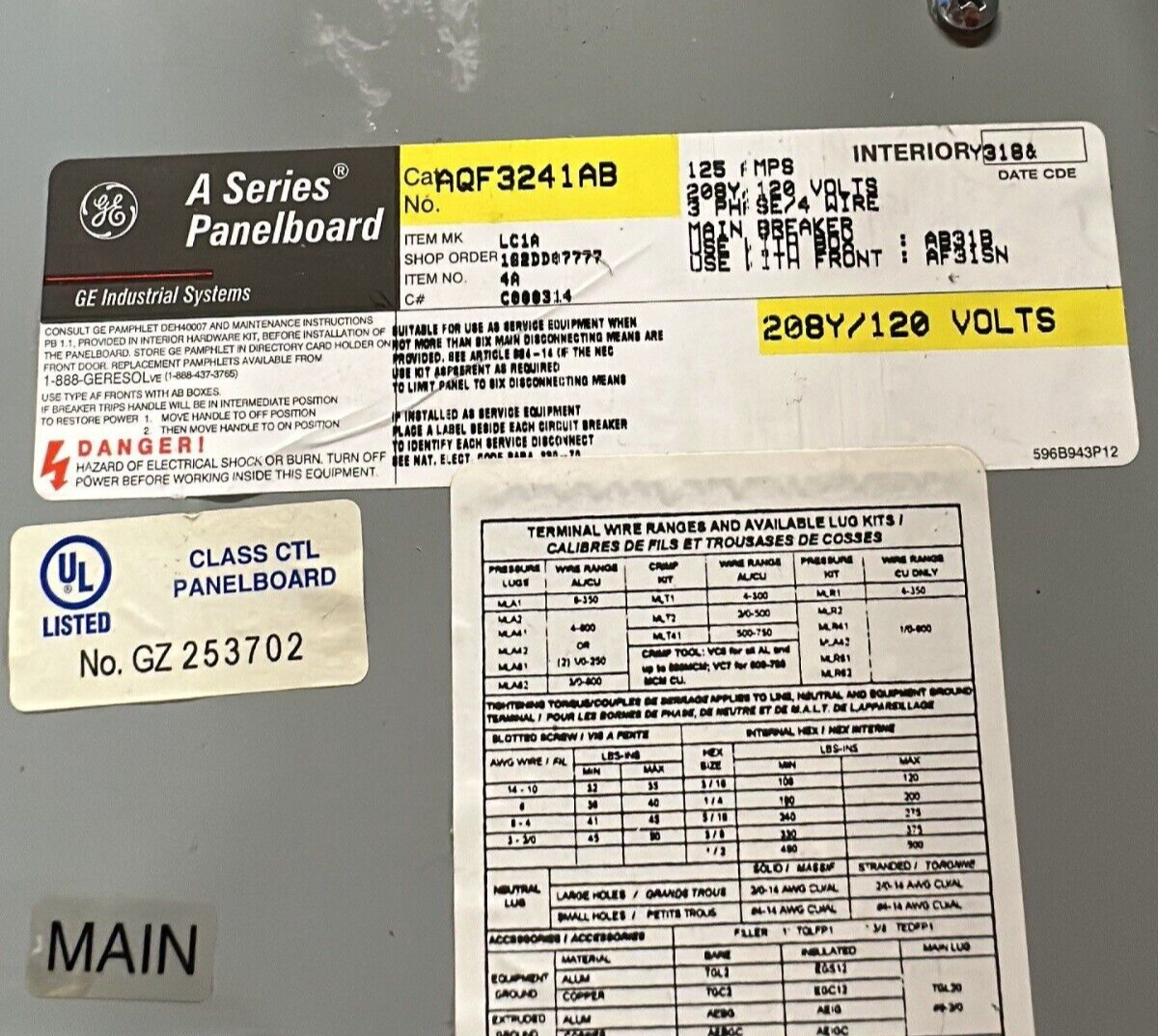 GE AQF3421AB Panelboard 125A 208Y/120V 3PH 24 CIR Indoor Encl MCB AB31B Box P224 Used