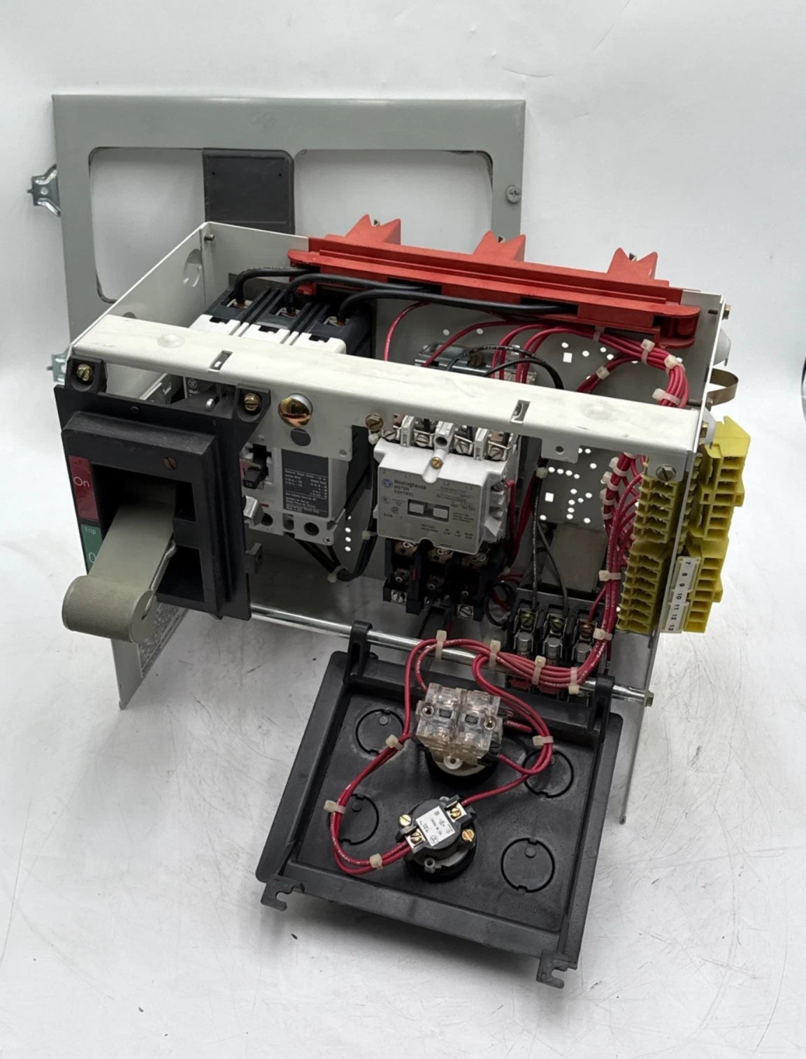 Eaton Freedom 2100 15A 12" MCC Combo Bucket HMCP015E0C Size 1 A200M1CAC 15 Amp Used