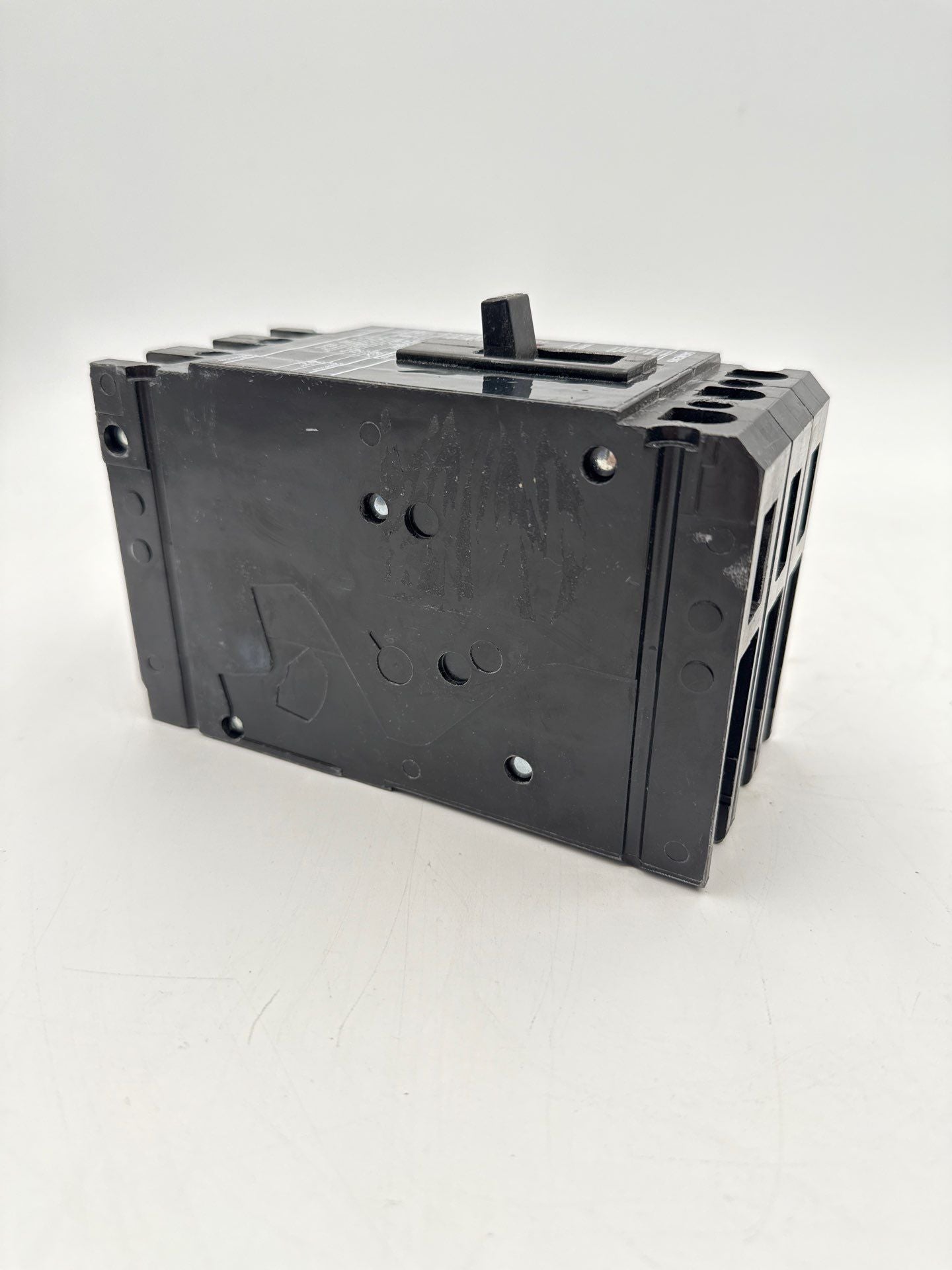 Siemens HED43B020 Circuit Breaker 20A 3P 480V 3PH HED4 20 Amp 3 Pole Black Used