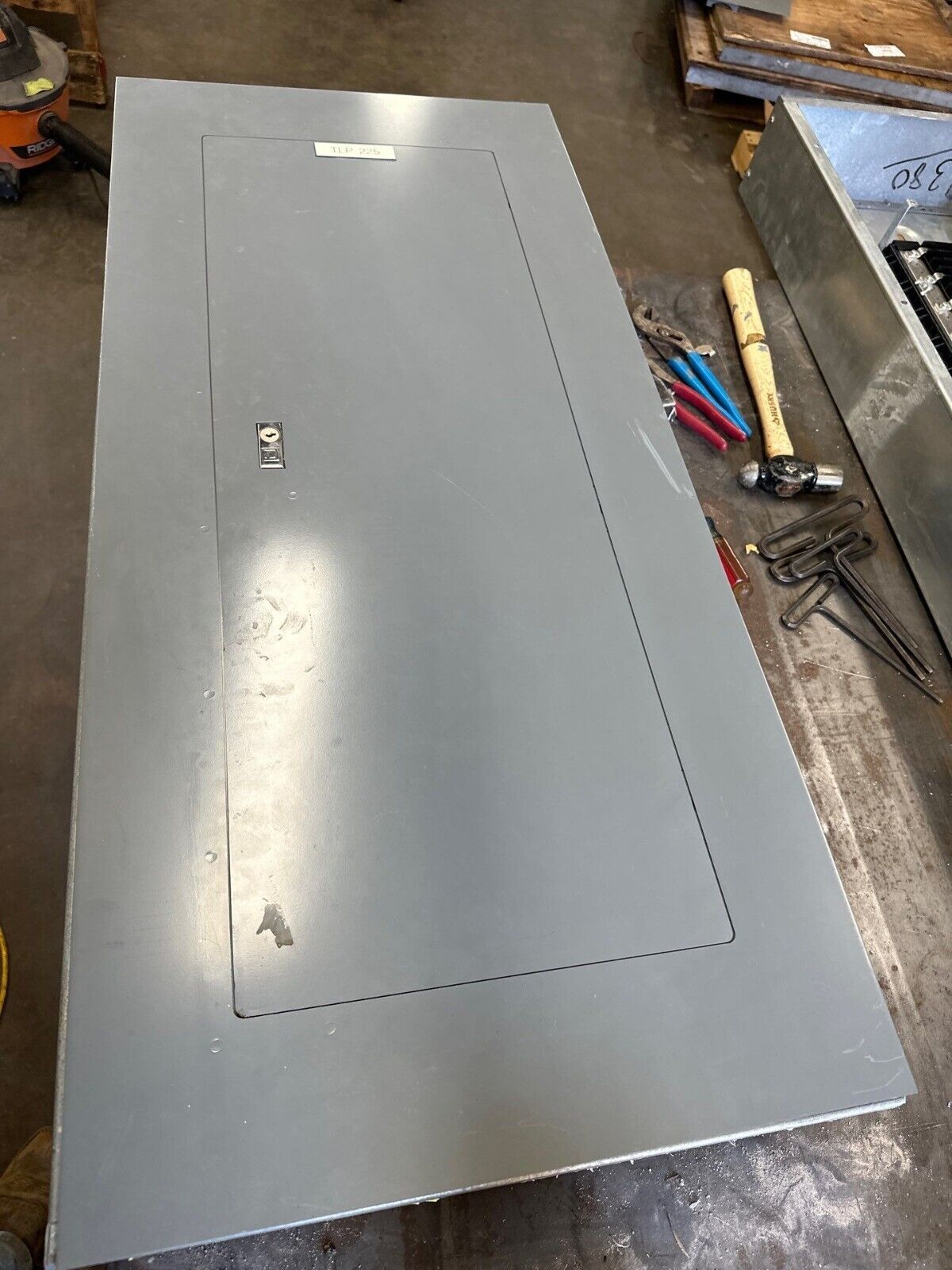 Square D NF Panelboard 250A 600Y/347V 3PH 4W 42 Circuit Indoor Encl 250 Amp MLO P355 Used