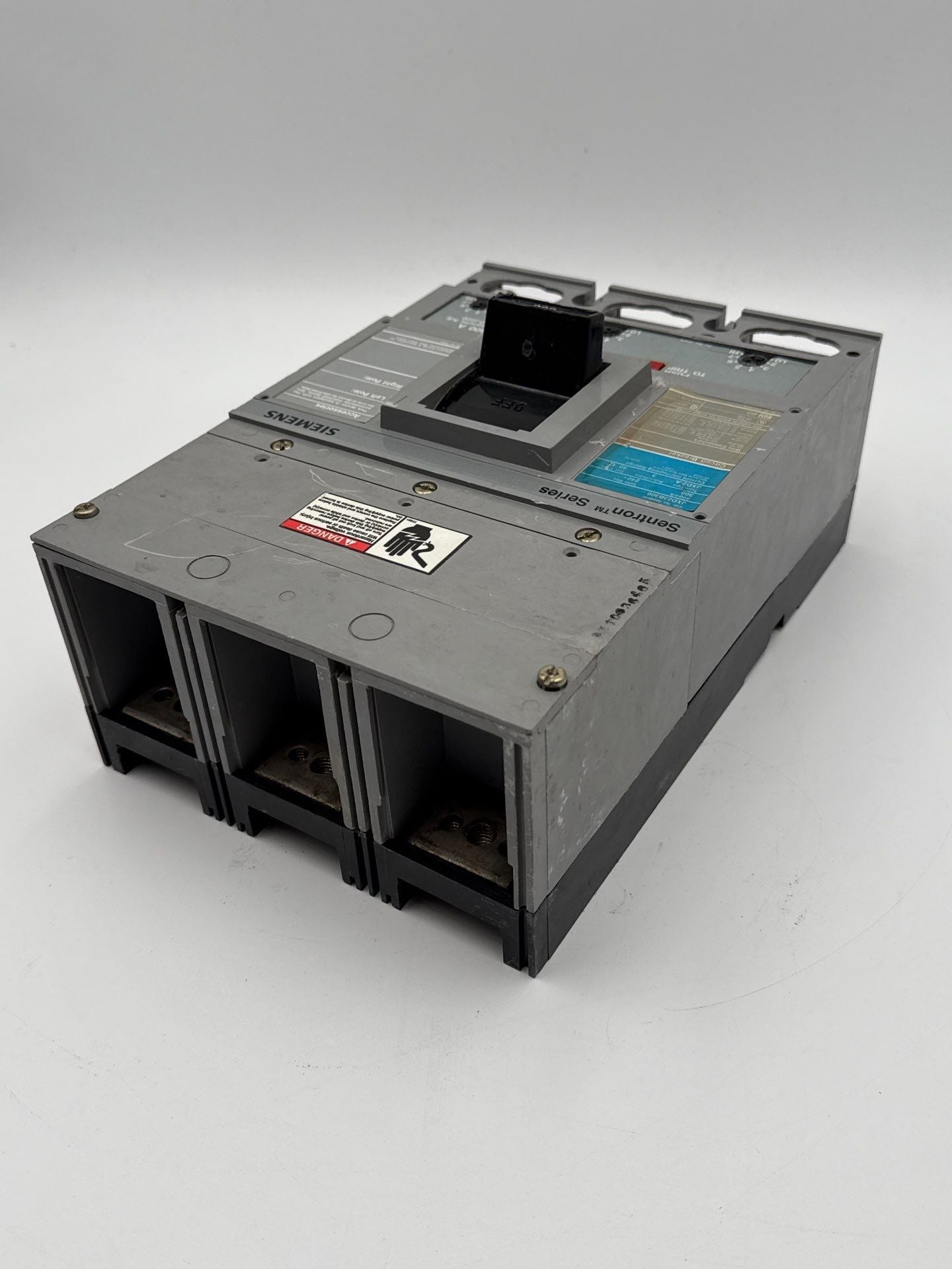 Siemens JXD23B300 Circuit Breaker 300A 3P 240V JXD2-A 300 Amp 3 Pole Used