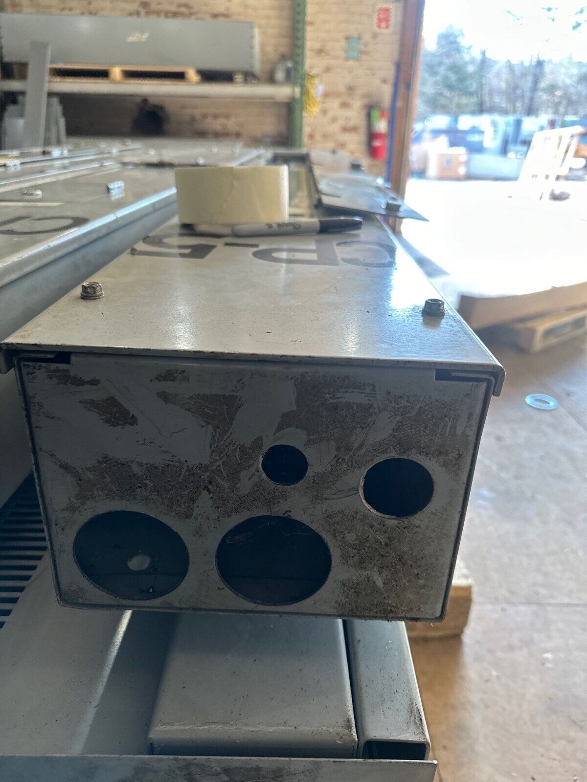 Eaton PRL1a-LX Panelboard 225A 120/240V 1PH 3W Indoor Encl 42 Circuit ED3225 P474 Used