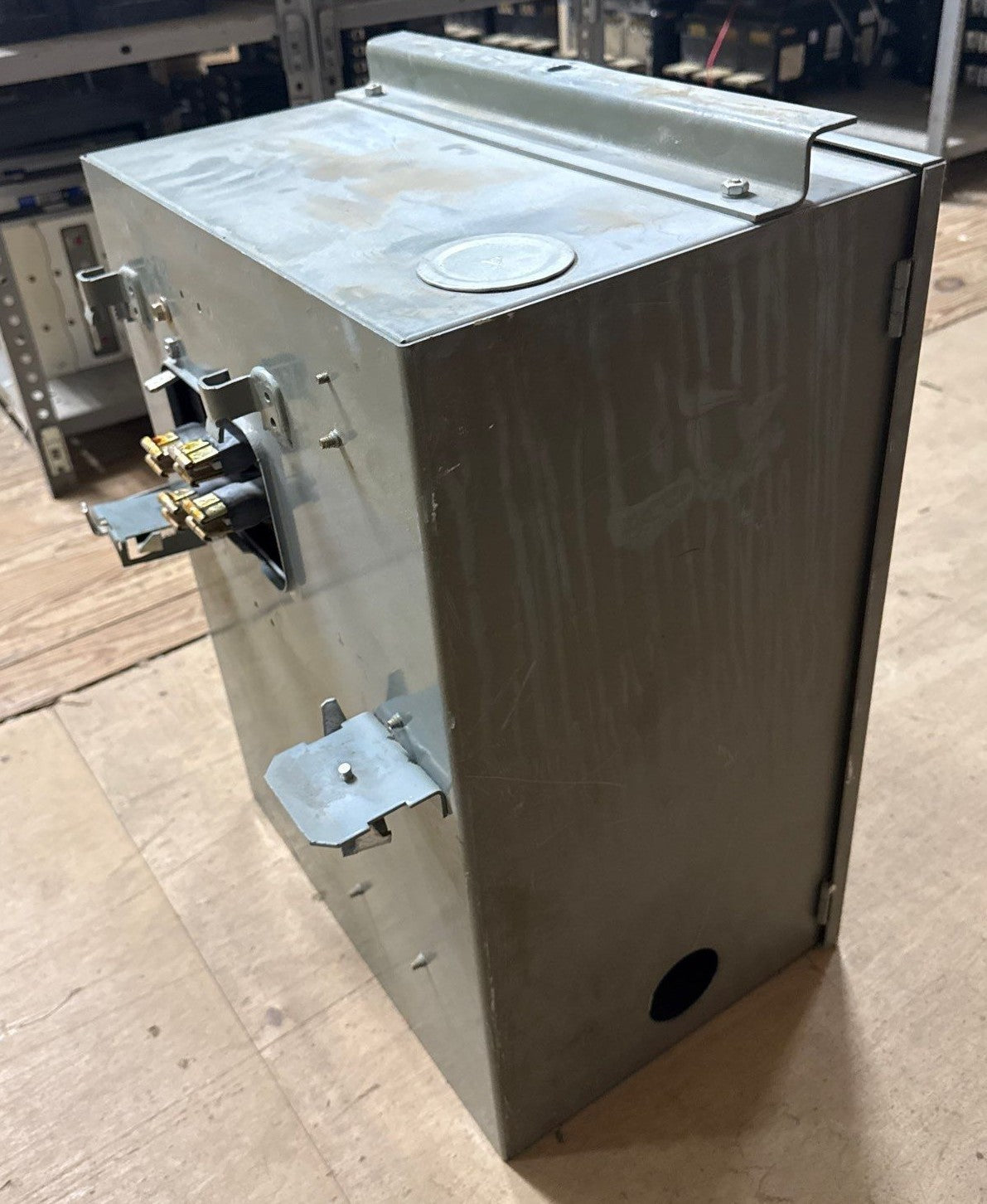 Square D PQ4620G Busplug I-Line Busway Switch 200A 3P 4W 277/480V PQ-4620G Used