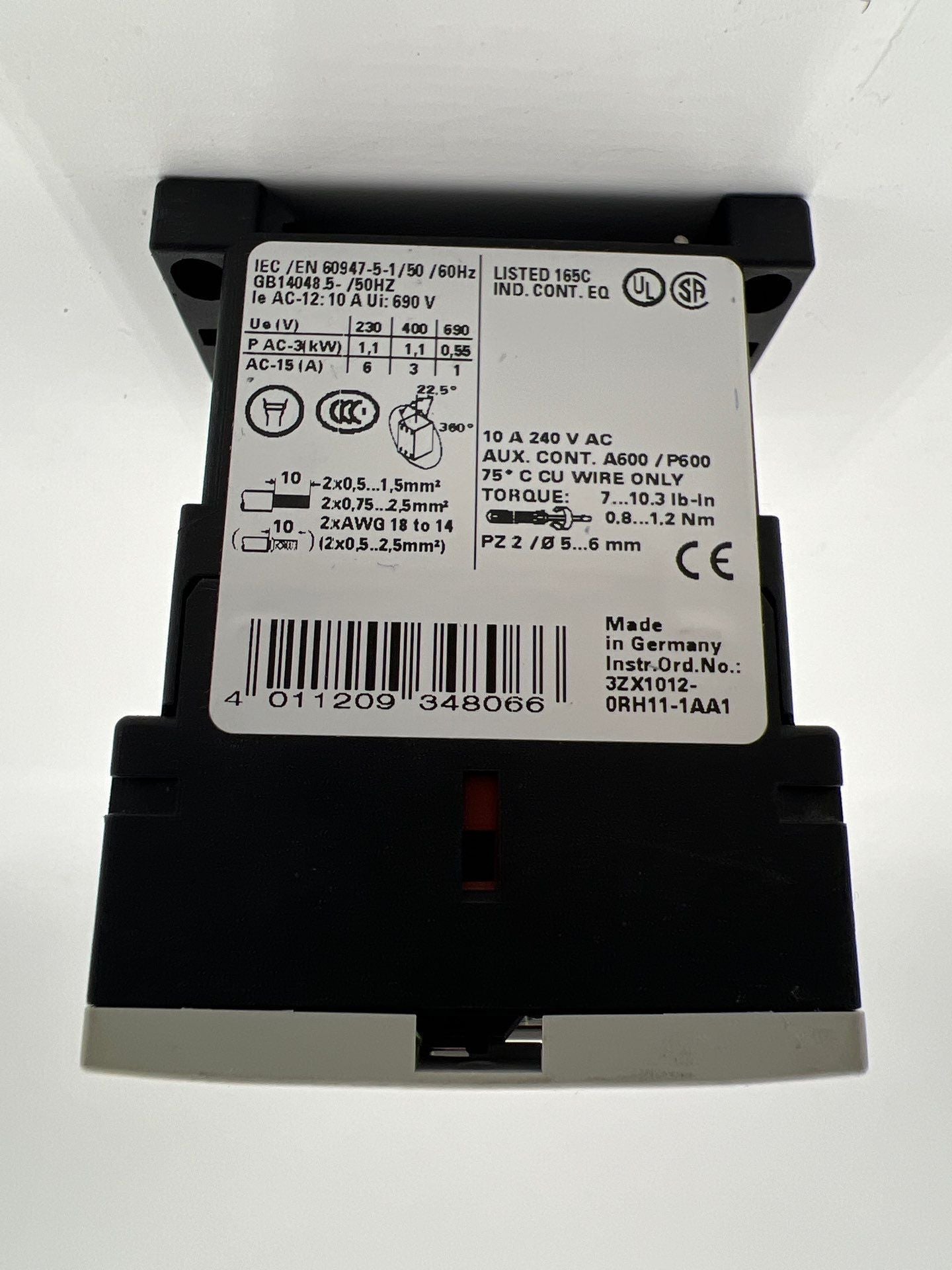 Siemens 3RH1122-1AP60 Used