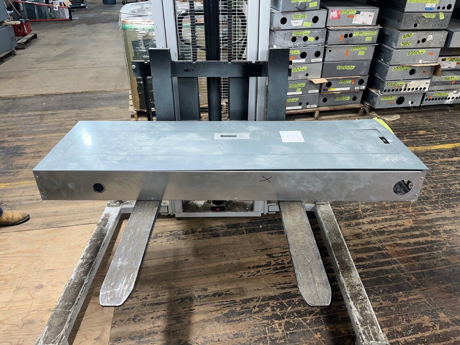 Square D NQOD Panelboard 225A 208/120V 3PH 4W Indoor Encl MCB 42 Cir KCL34225 P565 Used