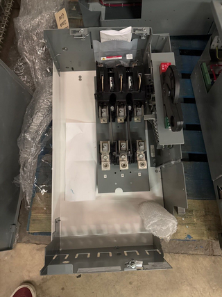 Allen Bradley 2100 200A Fusible Disconnect Feeder 26" MCC Bucket 600V 1494U-D200 New