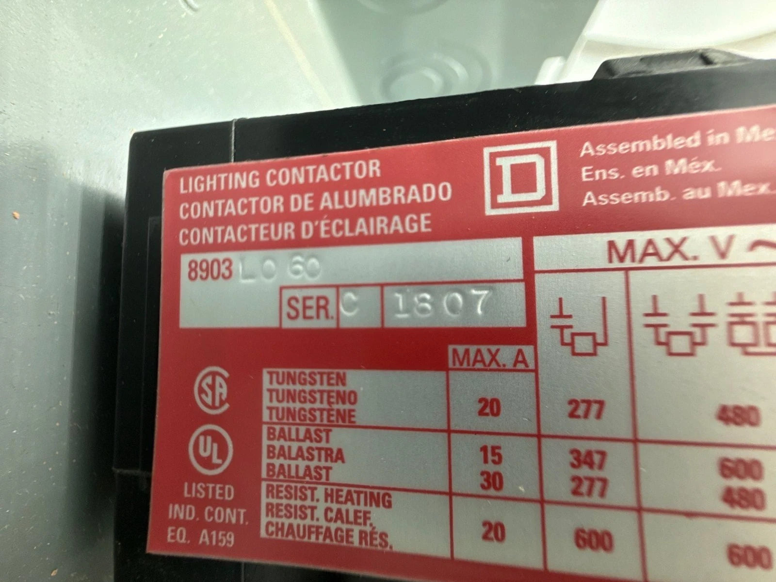 Square D 8903LG60V04C Lighting Contactor Electrically Held 6Pole 30A Coil 277V New