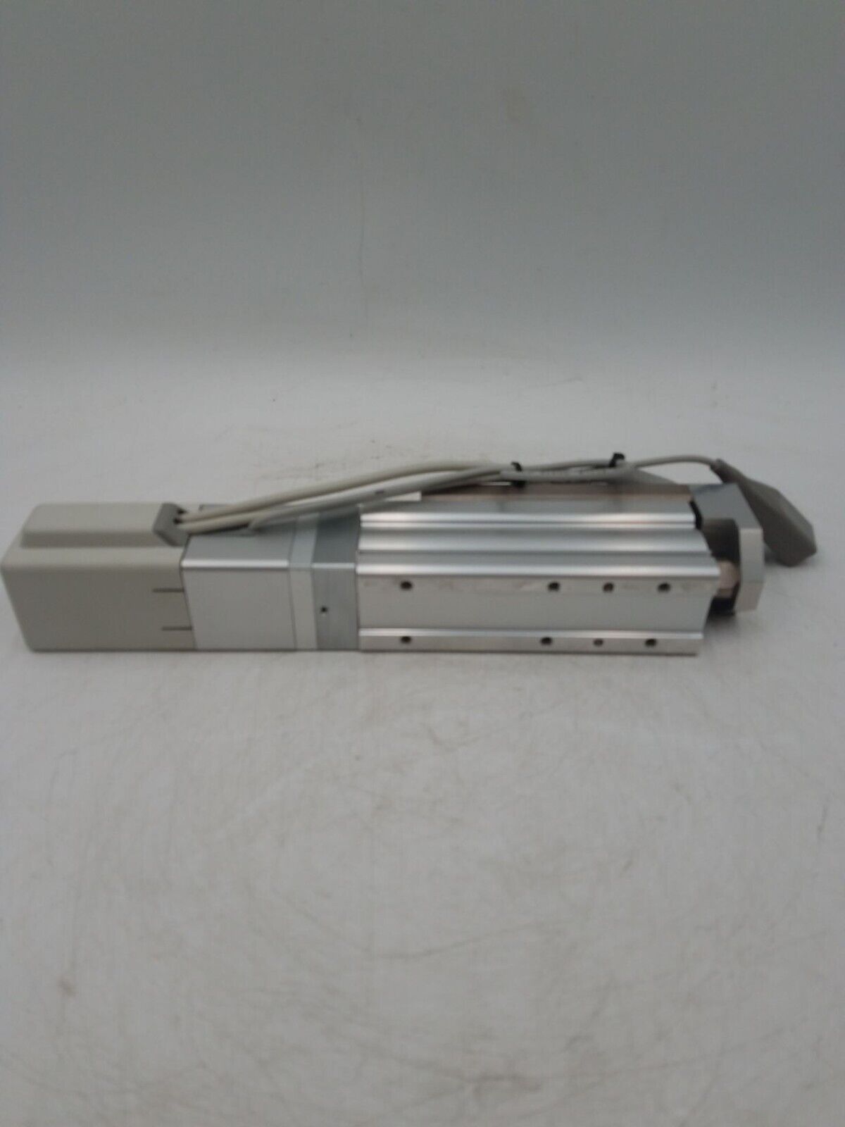 SMC LESYH16DEB-50W-R5C917-X171 New