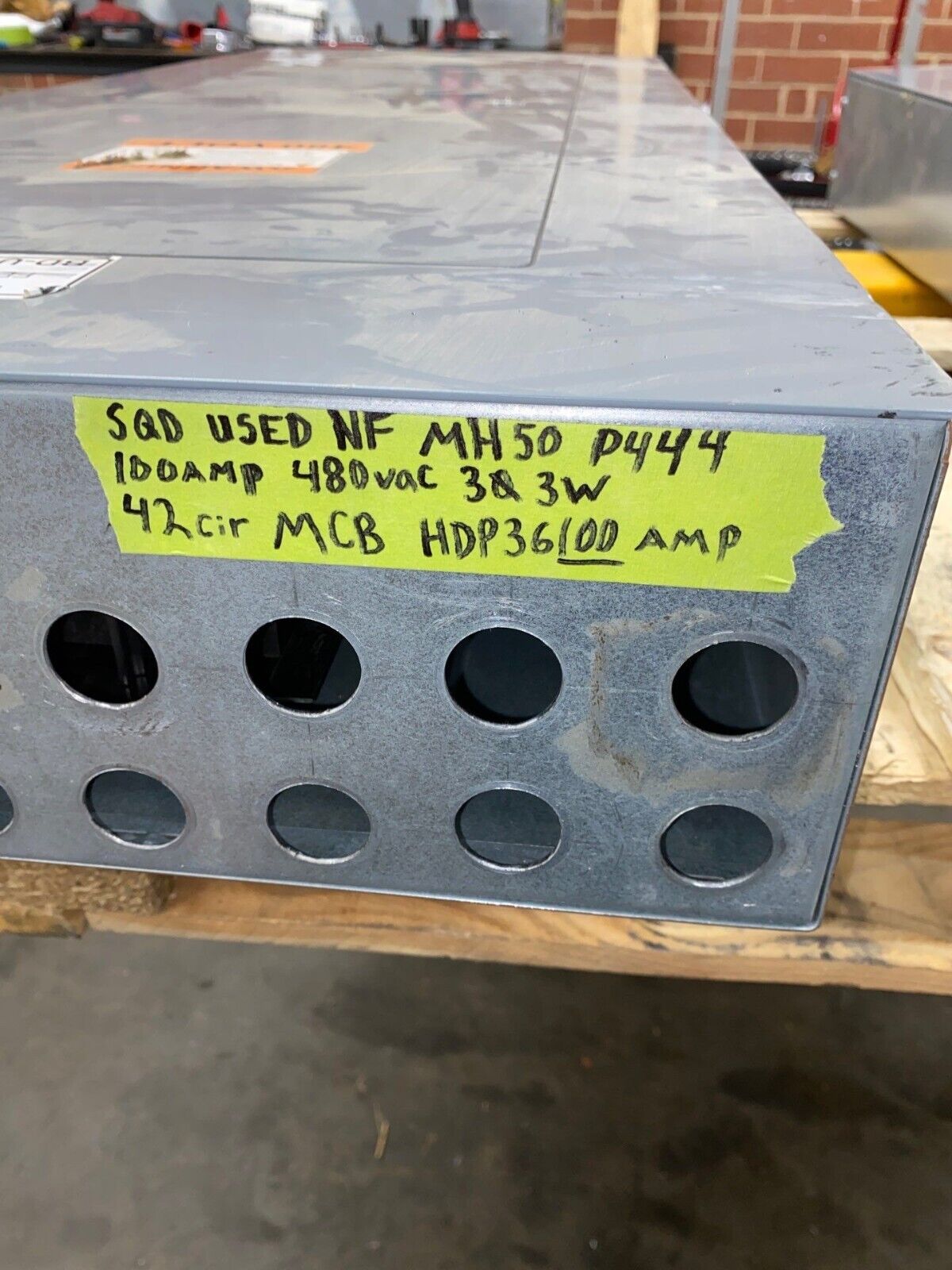 Square D NF Panelboard 100A 480V 3PH 3W 42 CIR Main Breaker HDP36100 MCB NEMA 1 P444 Used