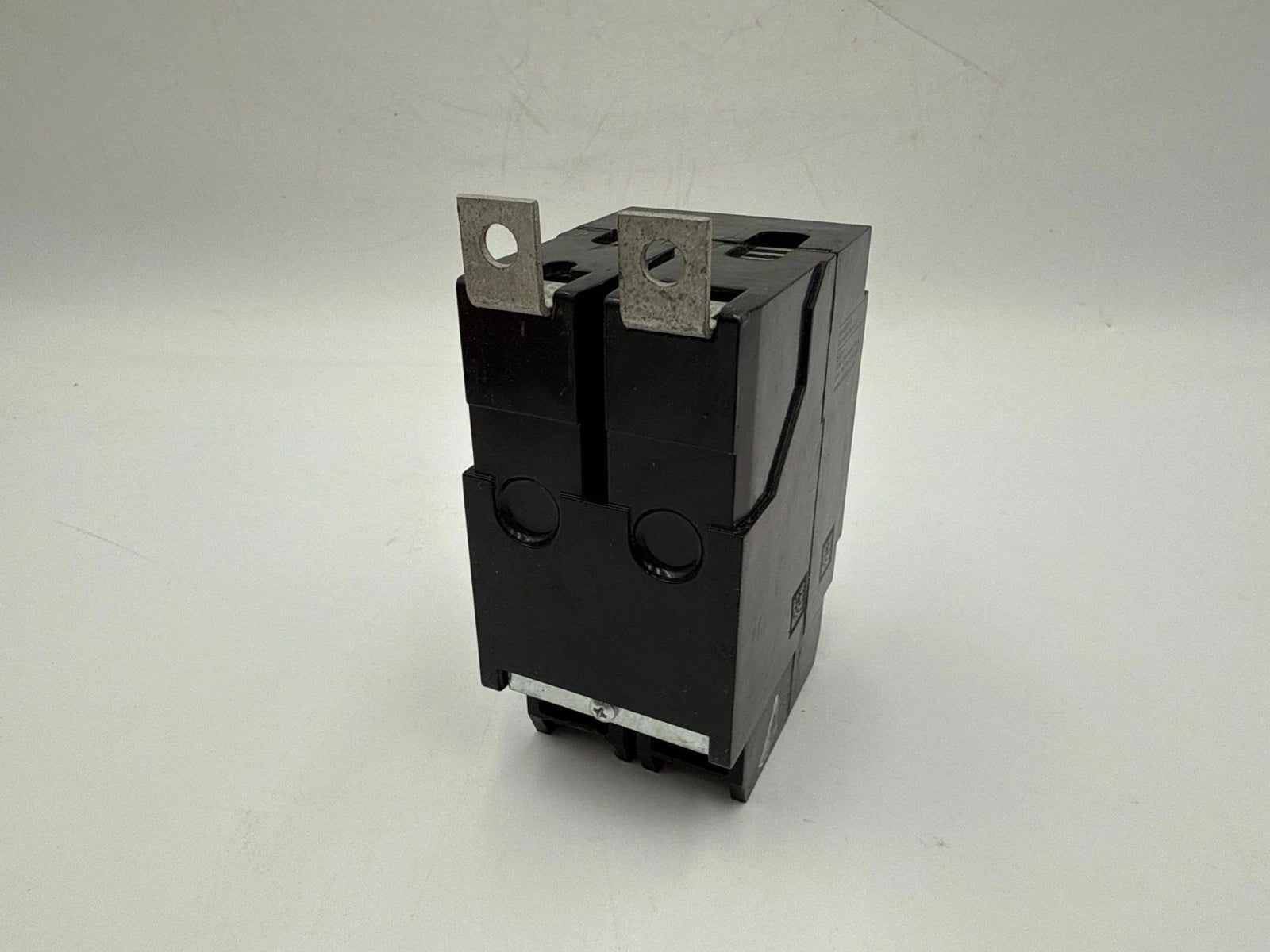 Eaton GHB2030 Circuit Breaker Bolt On 30A 2P 277/480V GHB 30 Amp 2 Pole NEW Used