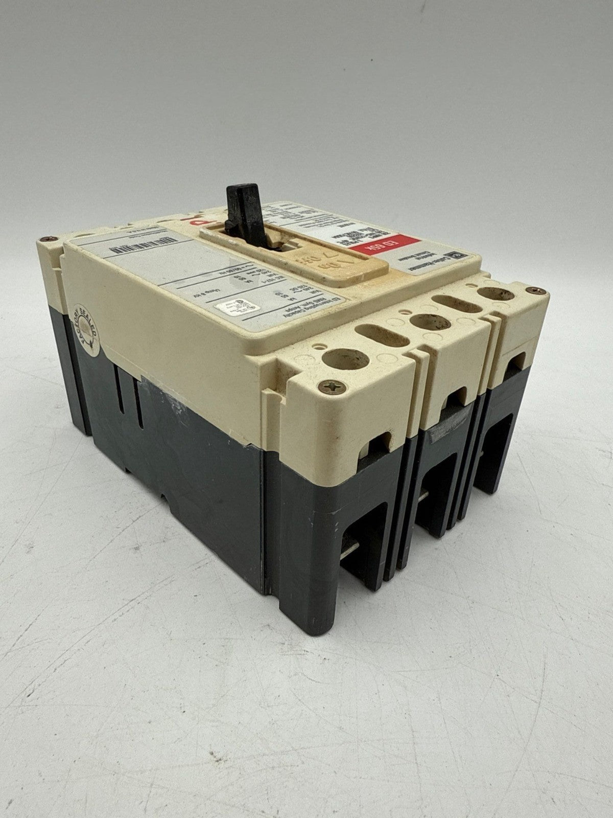 Cutler Hammer ED3200 Circuit Breaker 200A 3P 240V 3PH ED 65k 200 Amp 3 Pole Used