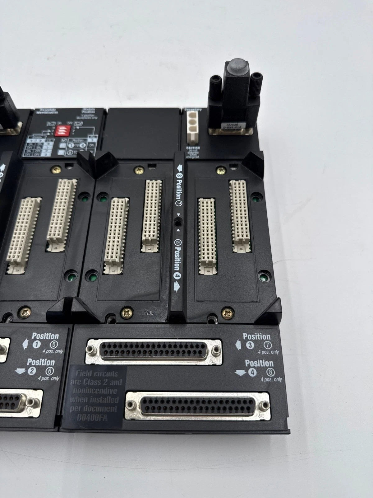 Foxboro P0926HM Mounting Base Plate for FBM Modules 8 Positions B0400FA Used