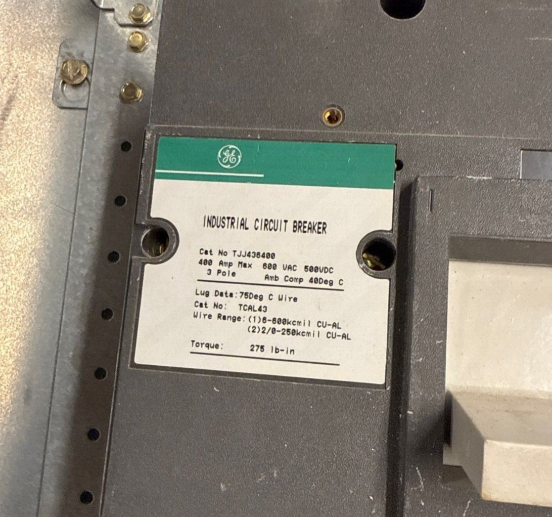 GE AEF3424BT Panelboard 400A 480/277V 3PH 4W Indoor Encl 42 Cir MCB TJJ436400 P020 Used