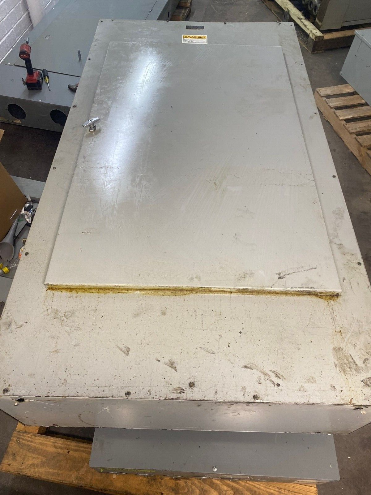 GE APN2312FH2A APN Plug In Panelboard 1200A 240V 3PH 3W Indoor Encl 1200 Amp P494 Used