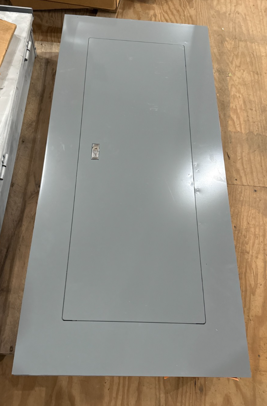 Square D NQ Panelboard 125A 208/120V 3PH 4W 30 Cir QBL32125 125 Amp MCB Panel Used